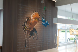 Hopvogel geschilderd door Telmo & Miel bij de Blue Tomato Coffeeshop Hoorn
